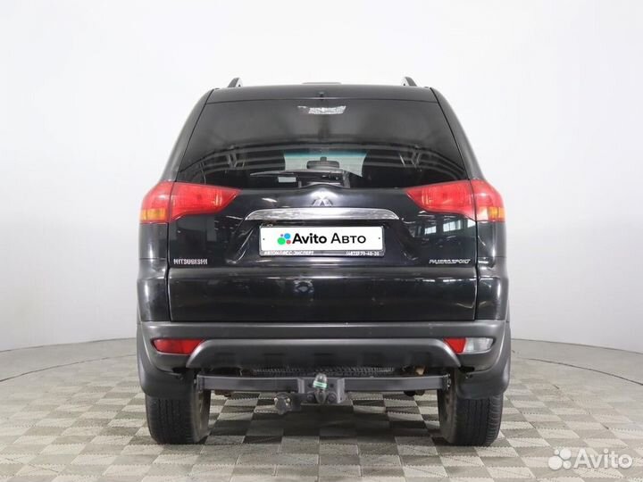 Mitsubishi Pajero Sport 2.5 AT, 2013, 270 869 км