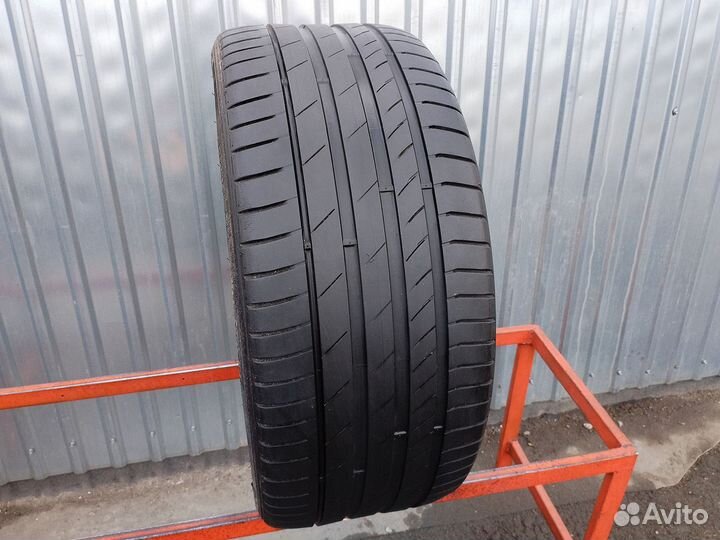 Kumho Ecsta PS71 SUV 285/35 R22 106Y