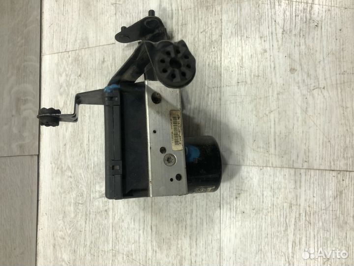 Блок ABS (насос) бмв 3 E46