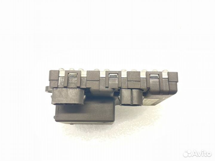 Резистор отопителя Bmw 5-Series E60 2010