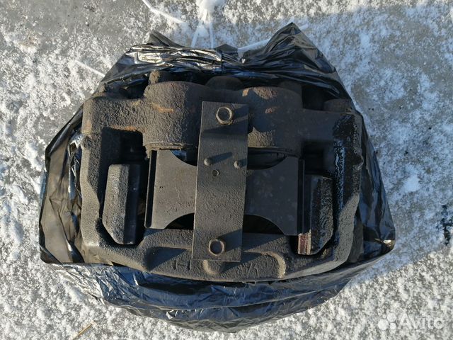 Суппорт передний правый УАЗ патриот