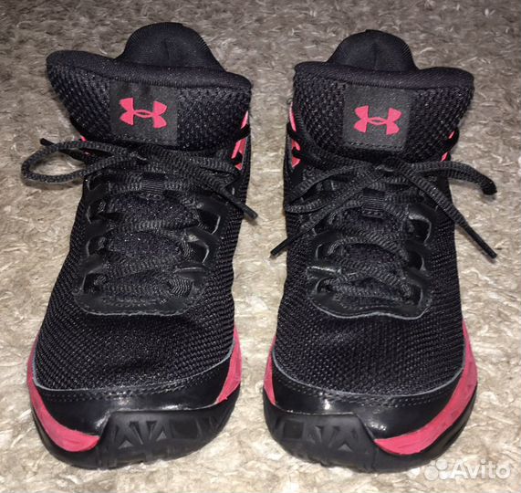 Кроссовки Under Armour BGS Jet 36 размер (37,5 EU)