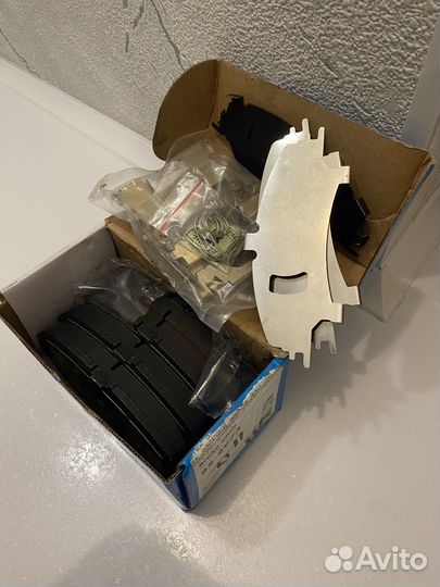 Тормозные колодки на Nissan qashqai j11