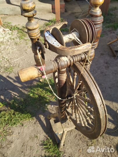 Прялка деревянная старинная