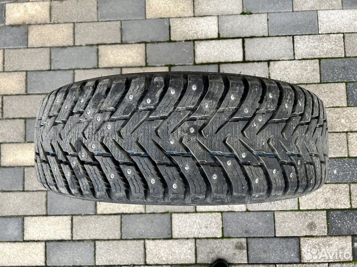 Nokian Tyres Hakkapeliitta 8 SUV 215/65 R17