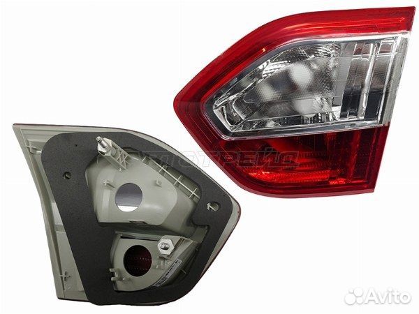 Фонарь в крышку багажника Renault Fluence I