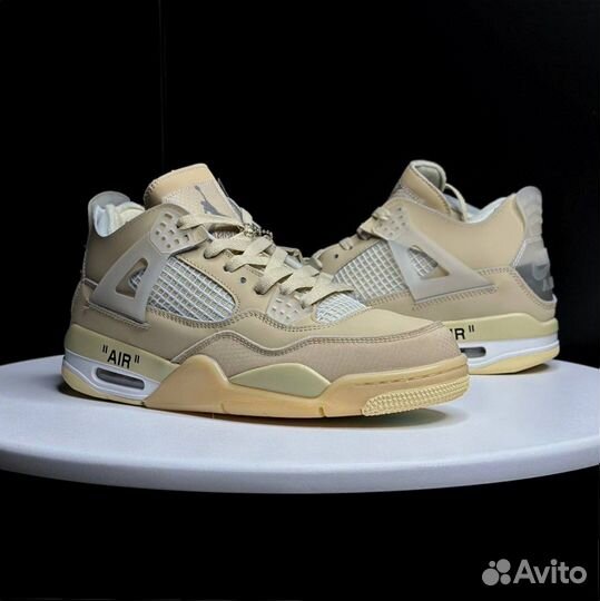 Кроссовки Nike Air Jordan 4 beige