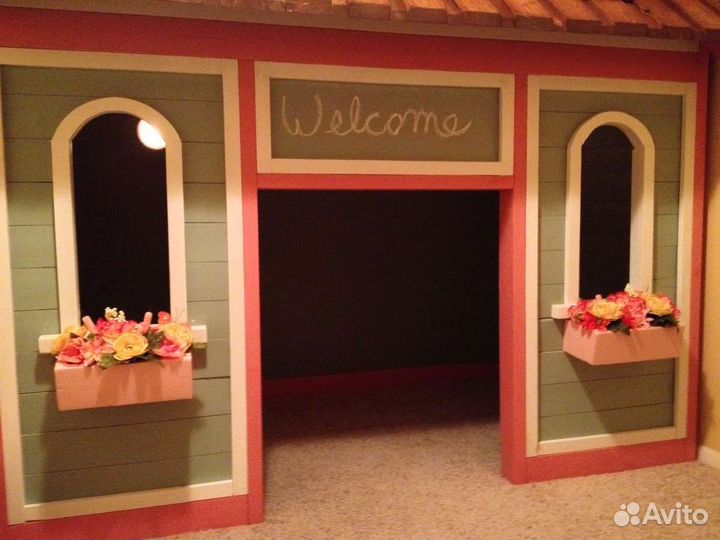 Детская двухярусная кровать домик замок