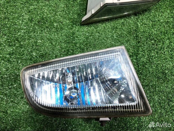 Комплект птф передний Toyota Estima ACR30