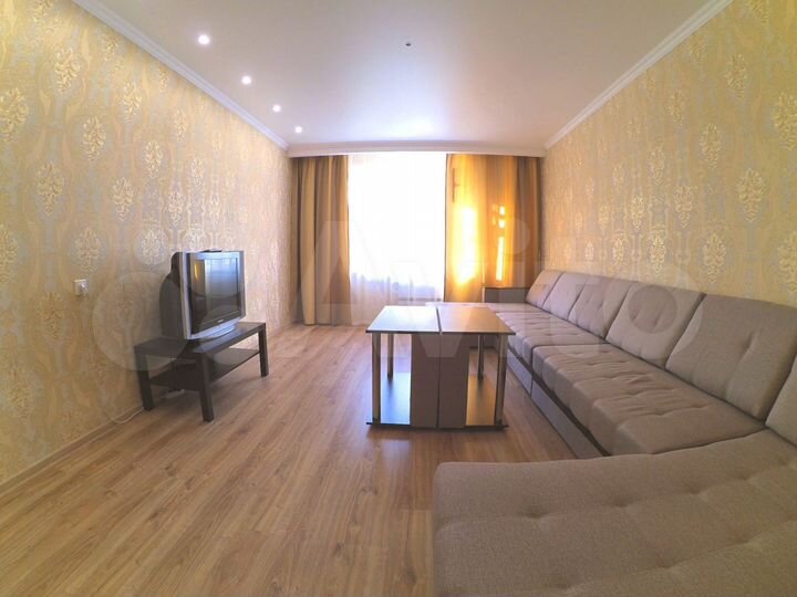 3-к. квартира, 72 м², 1/9 эт.