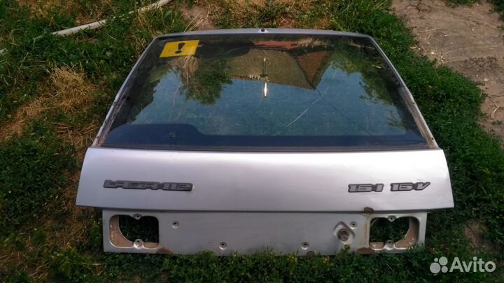 Крышка багажника (хлопушка) Ваз 2112