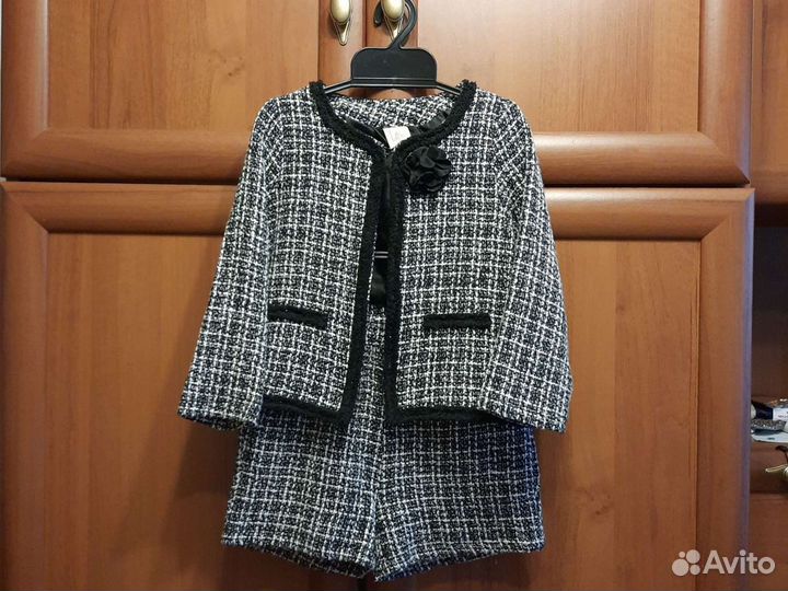 Стильный костюм