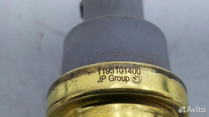 Датчик температуры двигателя Volkswagen Polo 5 614