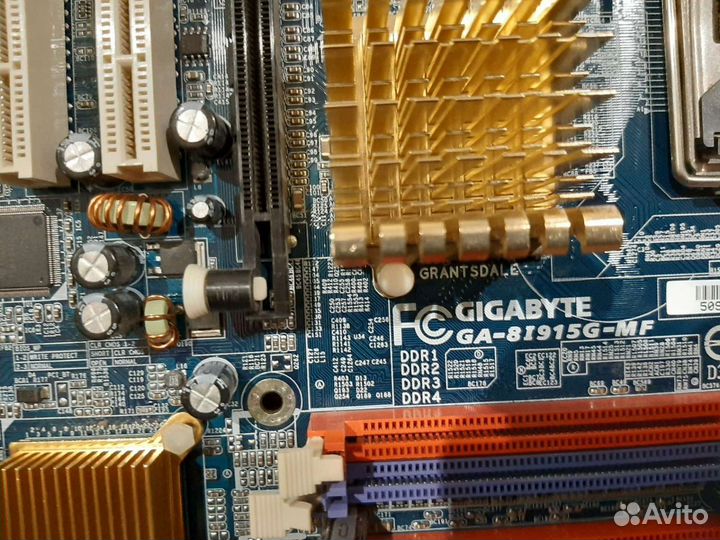 Материнская плата