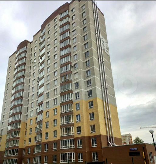 2-к. квартира, 67,6 м², 1/16 эт.