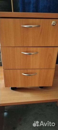 Тумба офисная выкатная