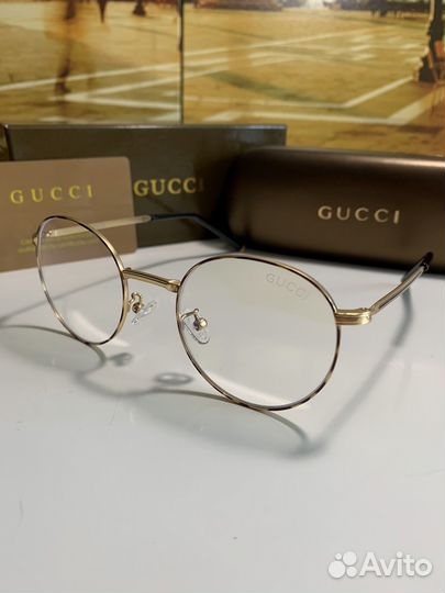 Солнцезащитные очки Gucci
