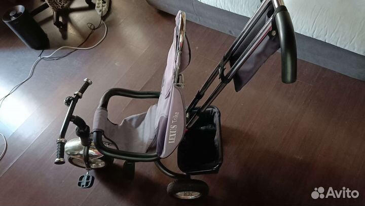 Велосипед детский с ручкой Lexus trike