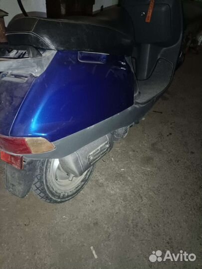Honda lead 90