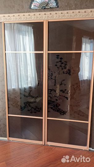 Стеклянные двери