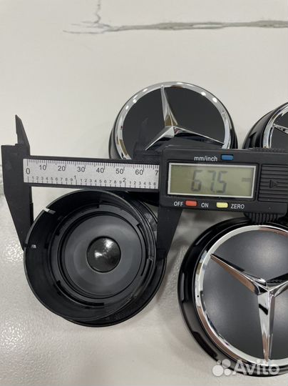 Колпачки закручивающиеся черные Mercedes AMG 67 мм