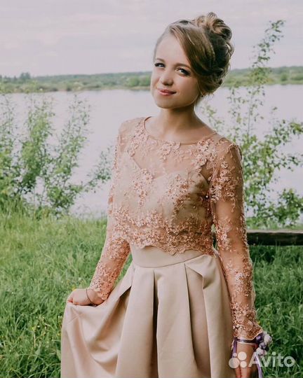 Вечернее платье