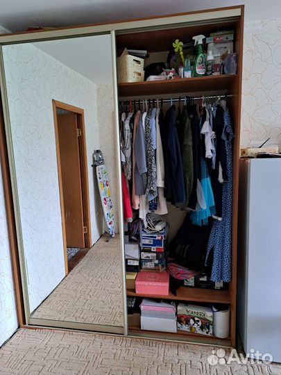 Шкаф купе с зеркалом б/у