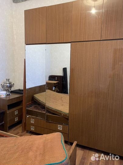 Спальный гарнитур бу