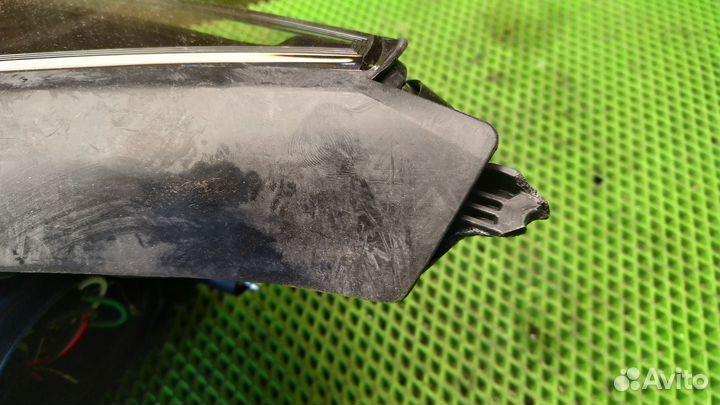 Фара правая SsangYong Actyon Sports 12-16 Оригинал