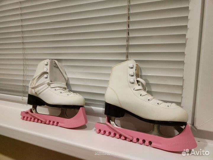 Коньки детские