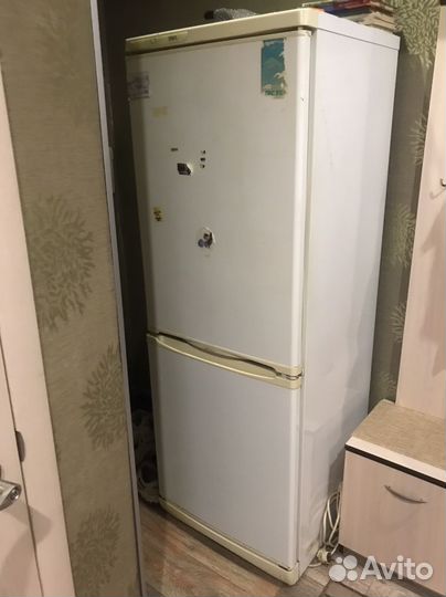 Холодильник двухкамерный Stinol