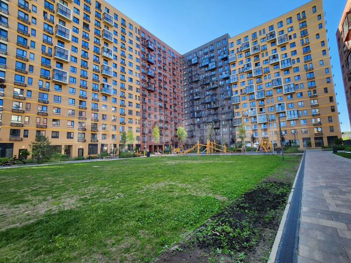 3-к. квартира, 77 м², 13/17 эт.