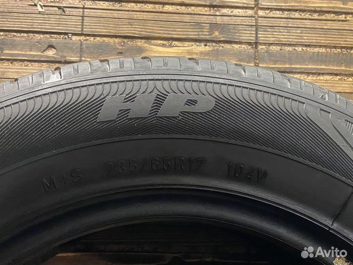 Goodyear Wrangler HP All Weather 235/65 R17 104V