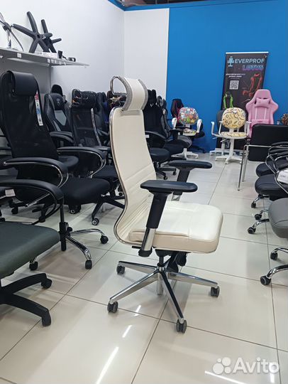 Кресло KL-3 Белый лебедь