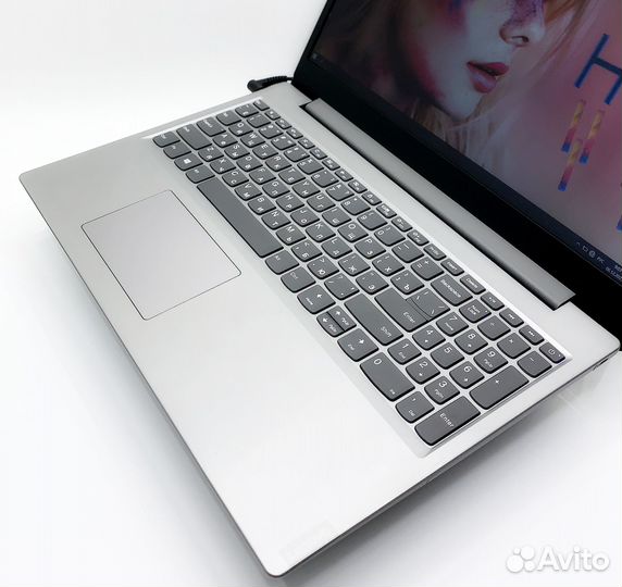 Ноутбук Lenovo