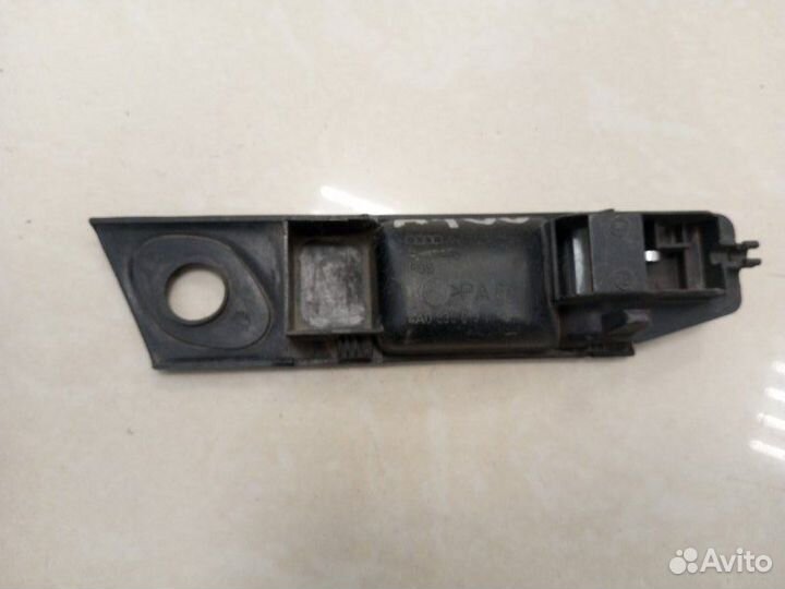 Ручка двери внутренняя Audi A6 45 ADR 1994