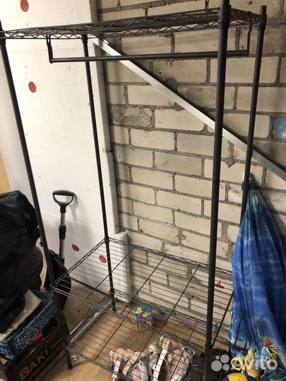 Вешалка напольная металлическая