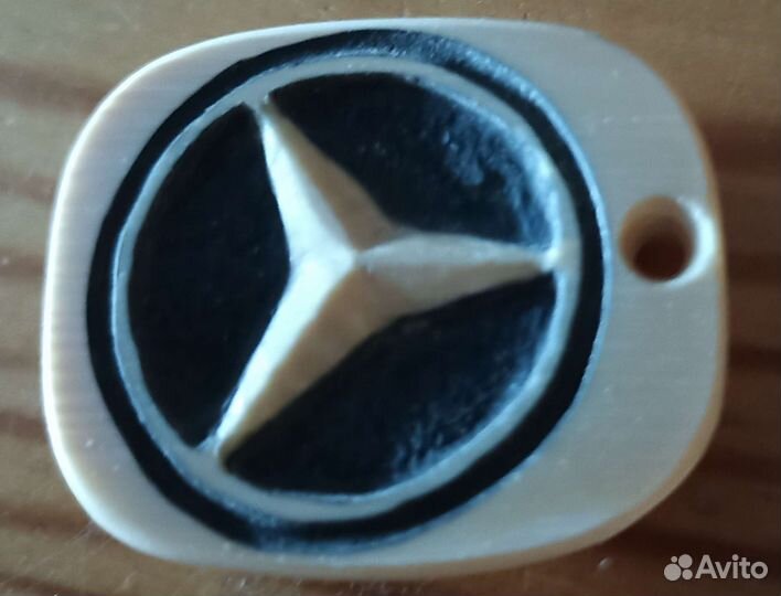 Брелок мерседес из бивня мамонта