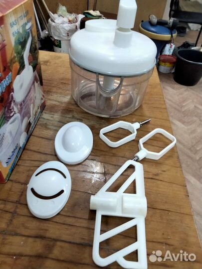 Продам ручной блендер