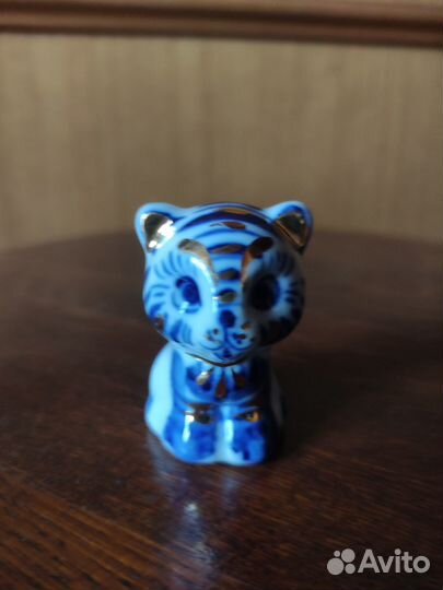 Статуэтка гжель тигренок