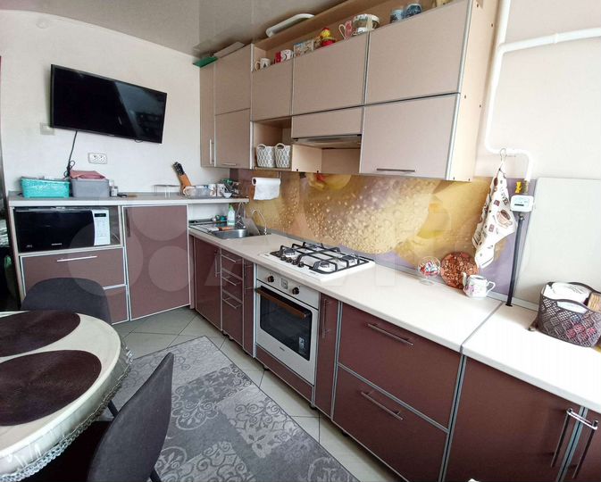 4-к. квартира, 89,5 м², 1/3 эт.