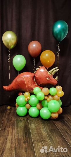 Гелиевые воздушные шары,фотозона,арка, оформление