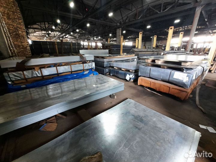 Лист стальной