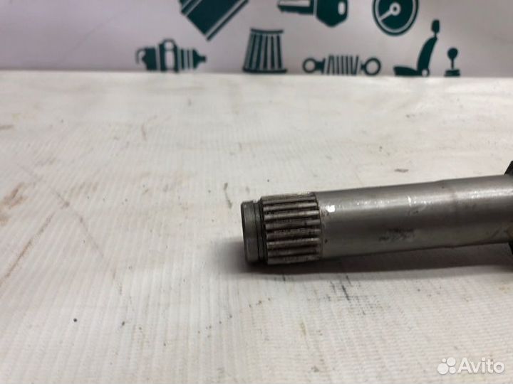 Привод правый Ford Focus седан qqdb 2010