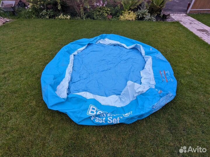 Бассейн большой