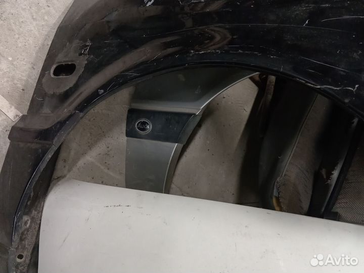 Крыло переднее правое пассат б4