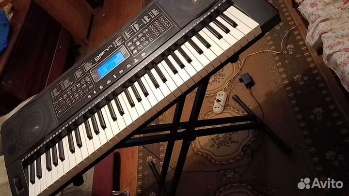 Синтезатор