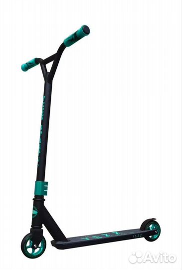 Трюковой самокат-снегокат