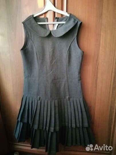 Школьный сарафан серый 140