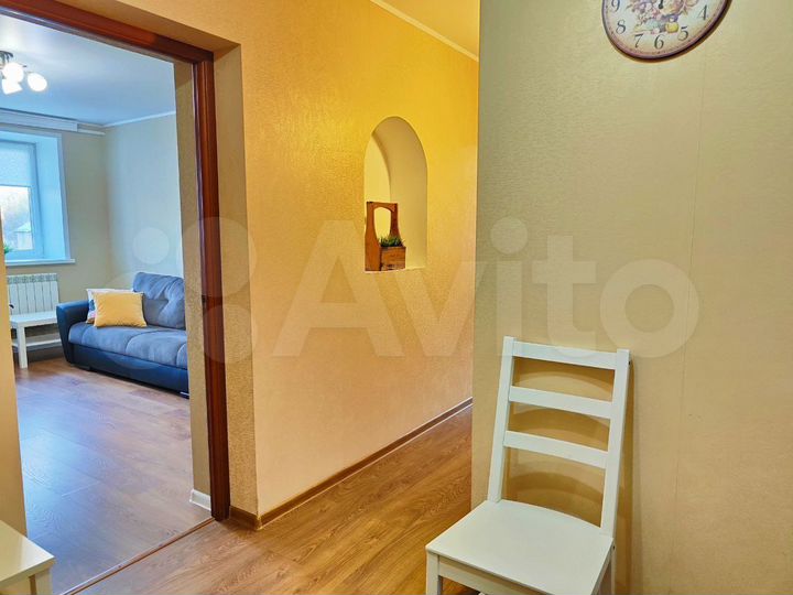 2-к. квартира, 54 м², 2/2 эт.